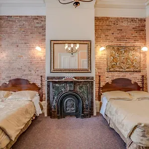 Manoir Mon Calme Bed & Breakfast Quebec City