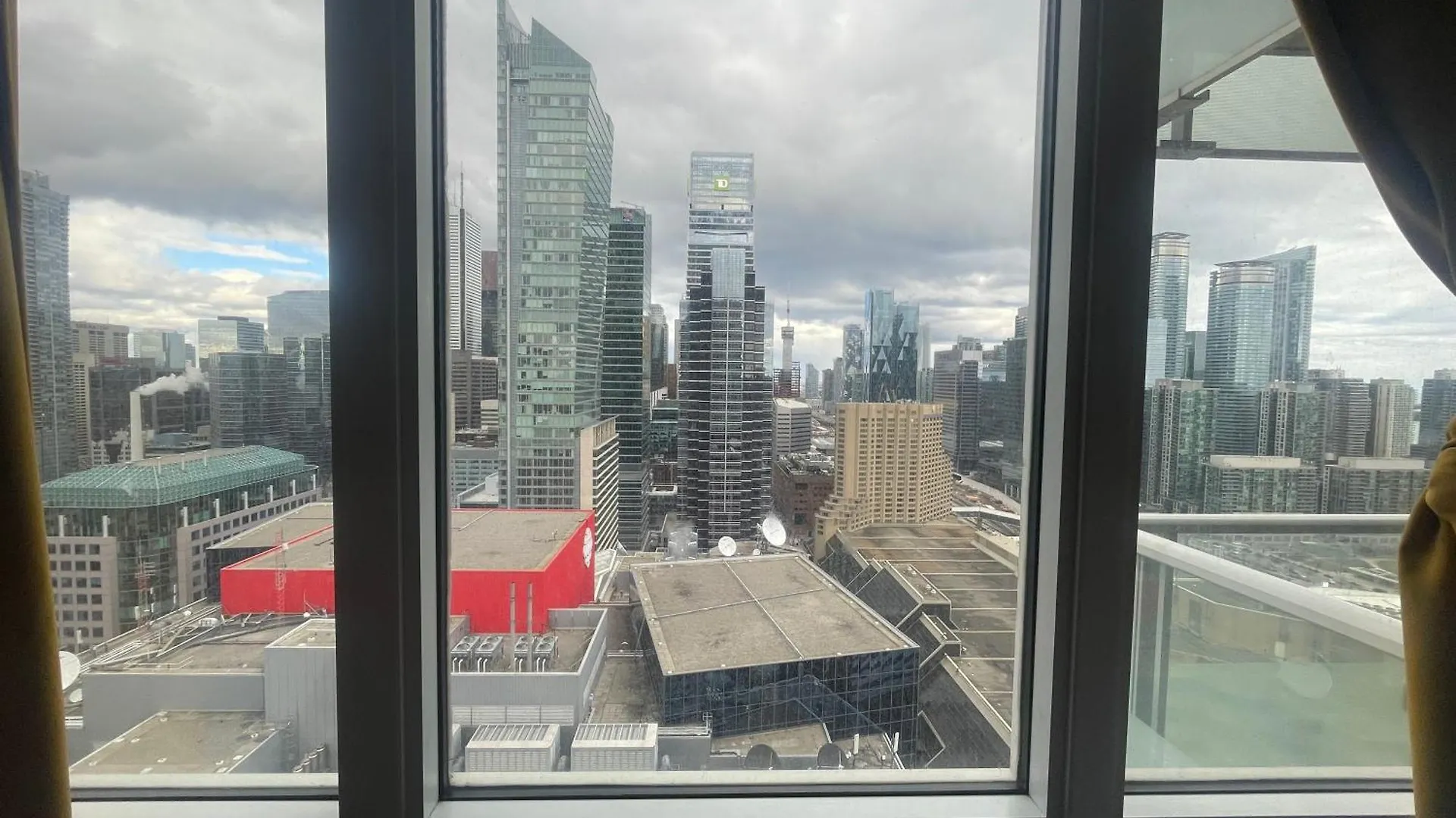 300 Front St West Aparthotel Toronto